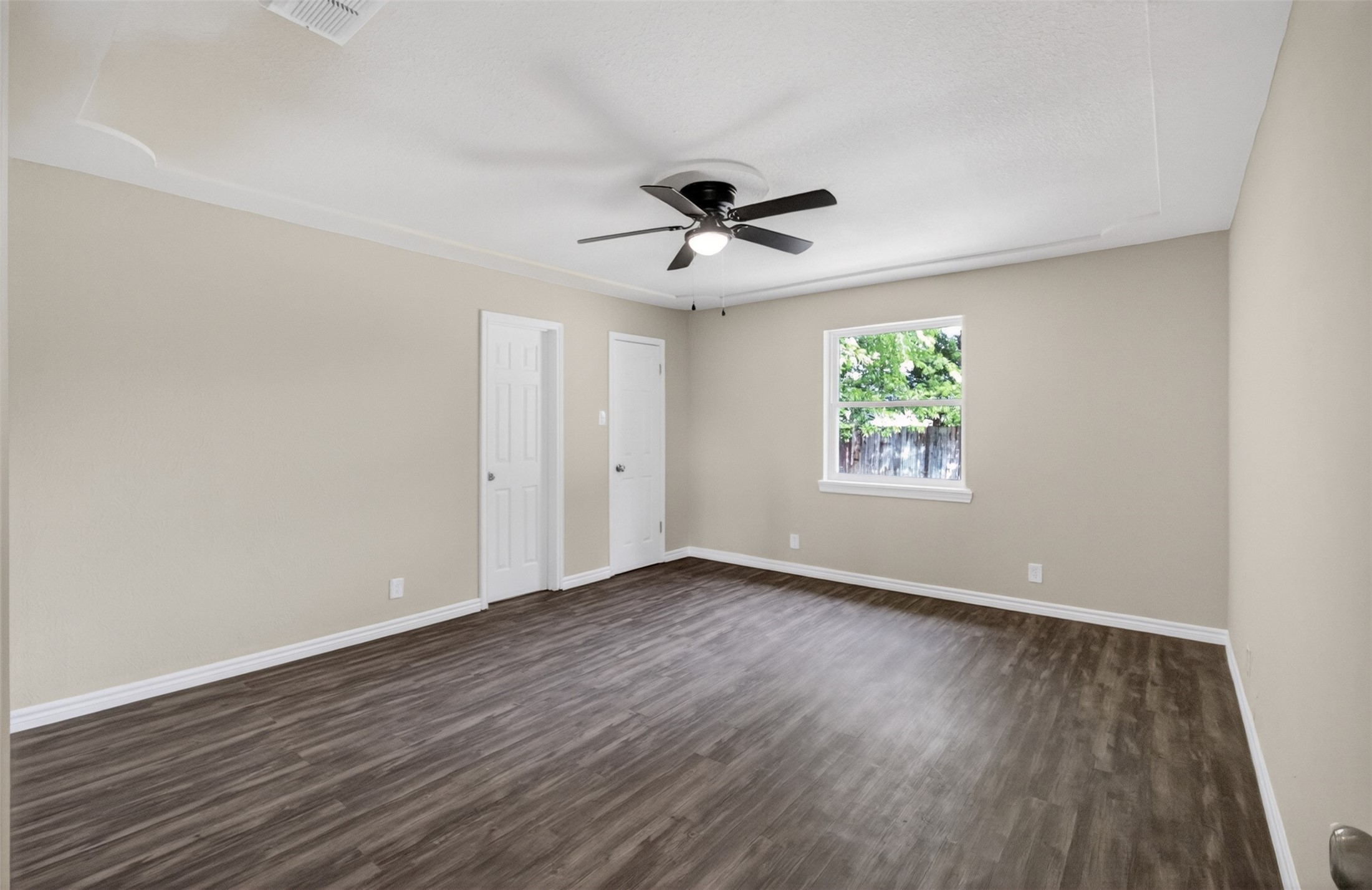7528 Meadowlark Lane N Watauga TX 76148