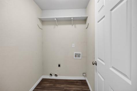 7528 Meadowlark Lane N Watauga TX 76148