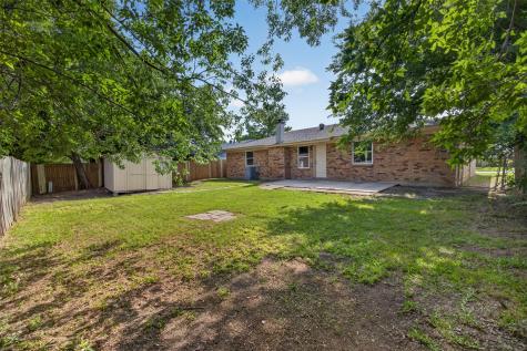 7528 Meadowlark Lane N Watauga TX 76148