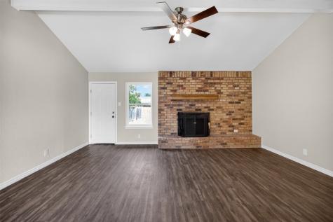7528 Meadowlark Lane N Watauga TX 76148