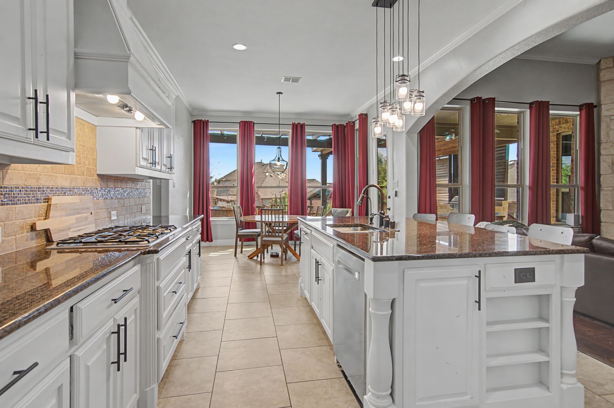 2802 Castlereach Street Trophy Club TX 76262