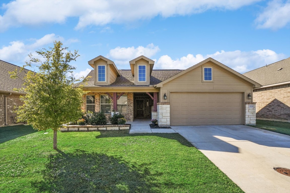 1804 Silver Oak Drive Gainesville TX 76240