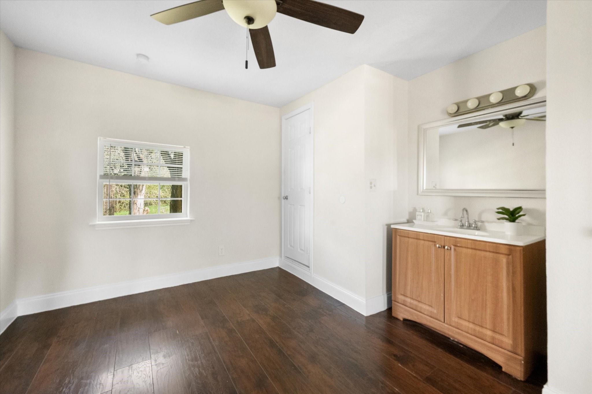 508 Lois Circle Granbury TX 76049