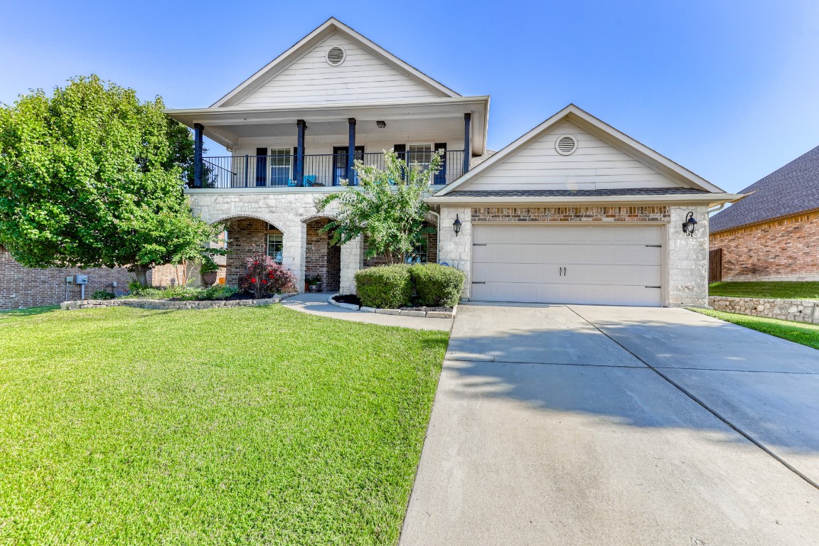 1609 Silverstone Drive Weatherford TX 76087