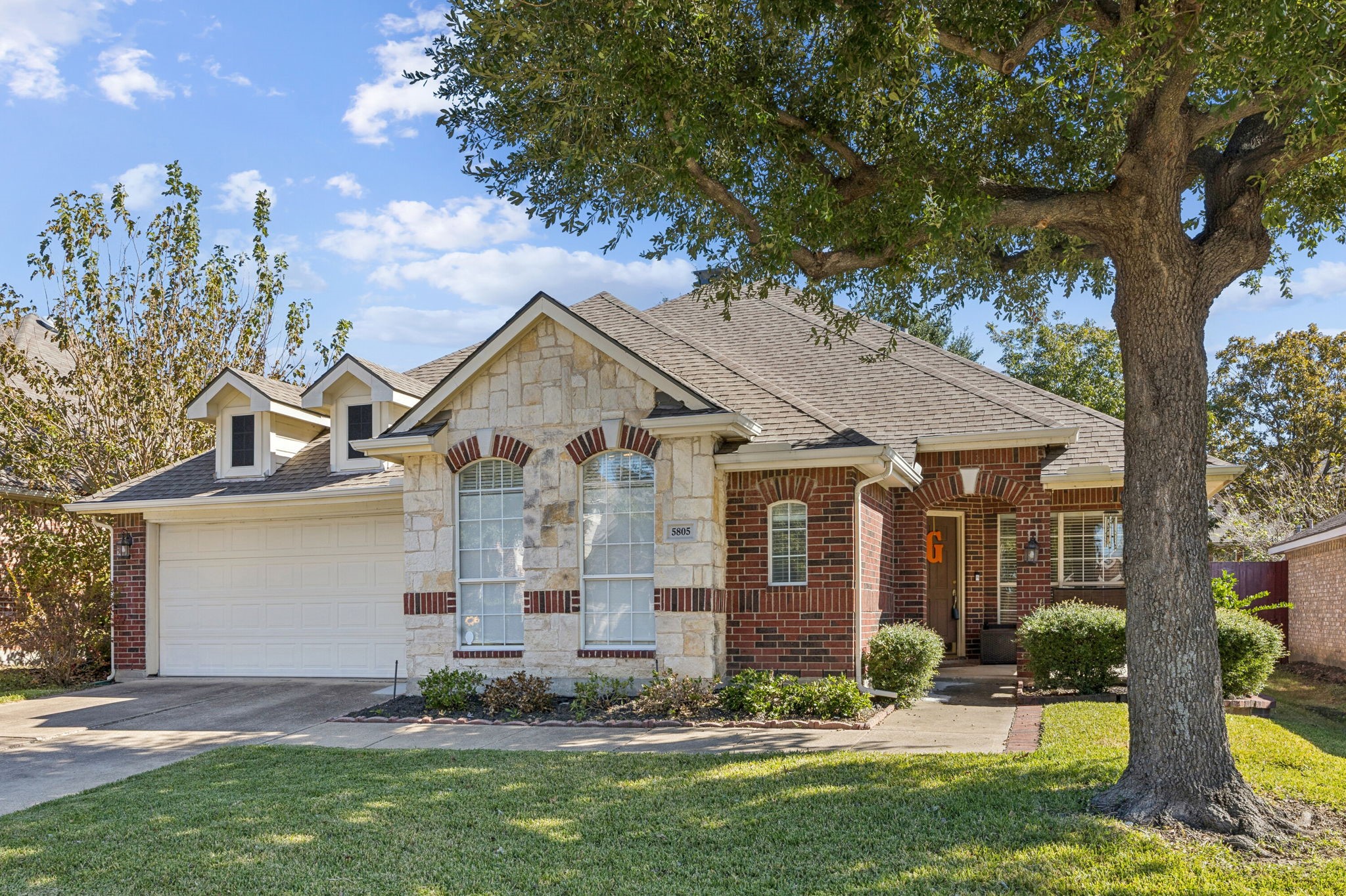 5805 Meadowcrest Lane Sachse TX 75048