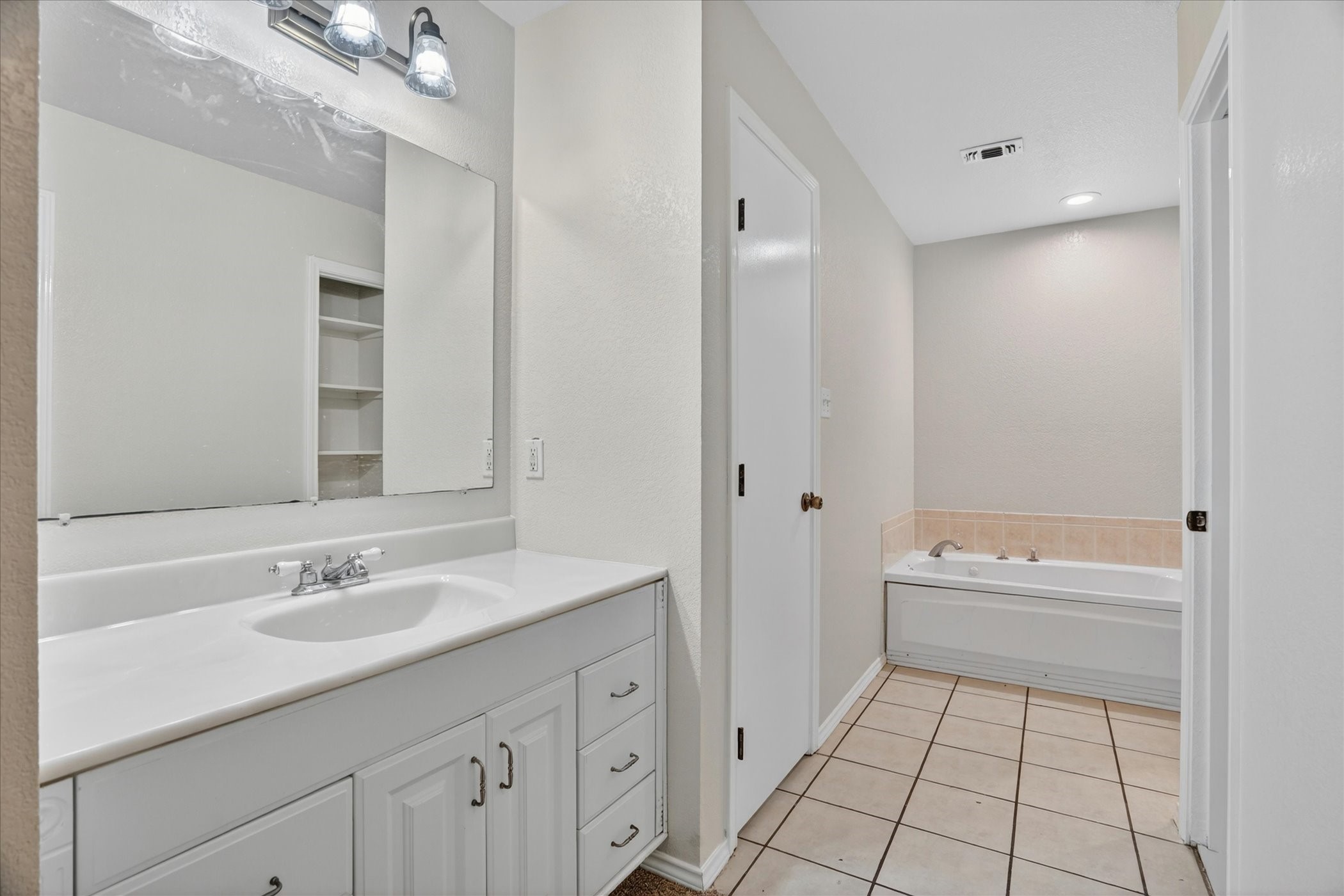 4697 Holbrook Road Springtown TX 76082