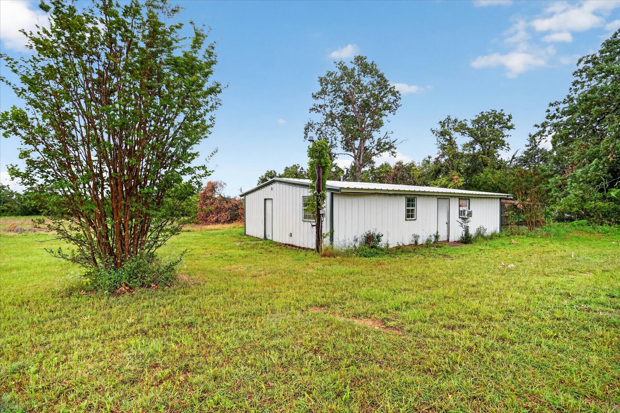 4697 Holbrook Road Springtown TX 76082