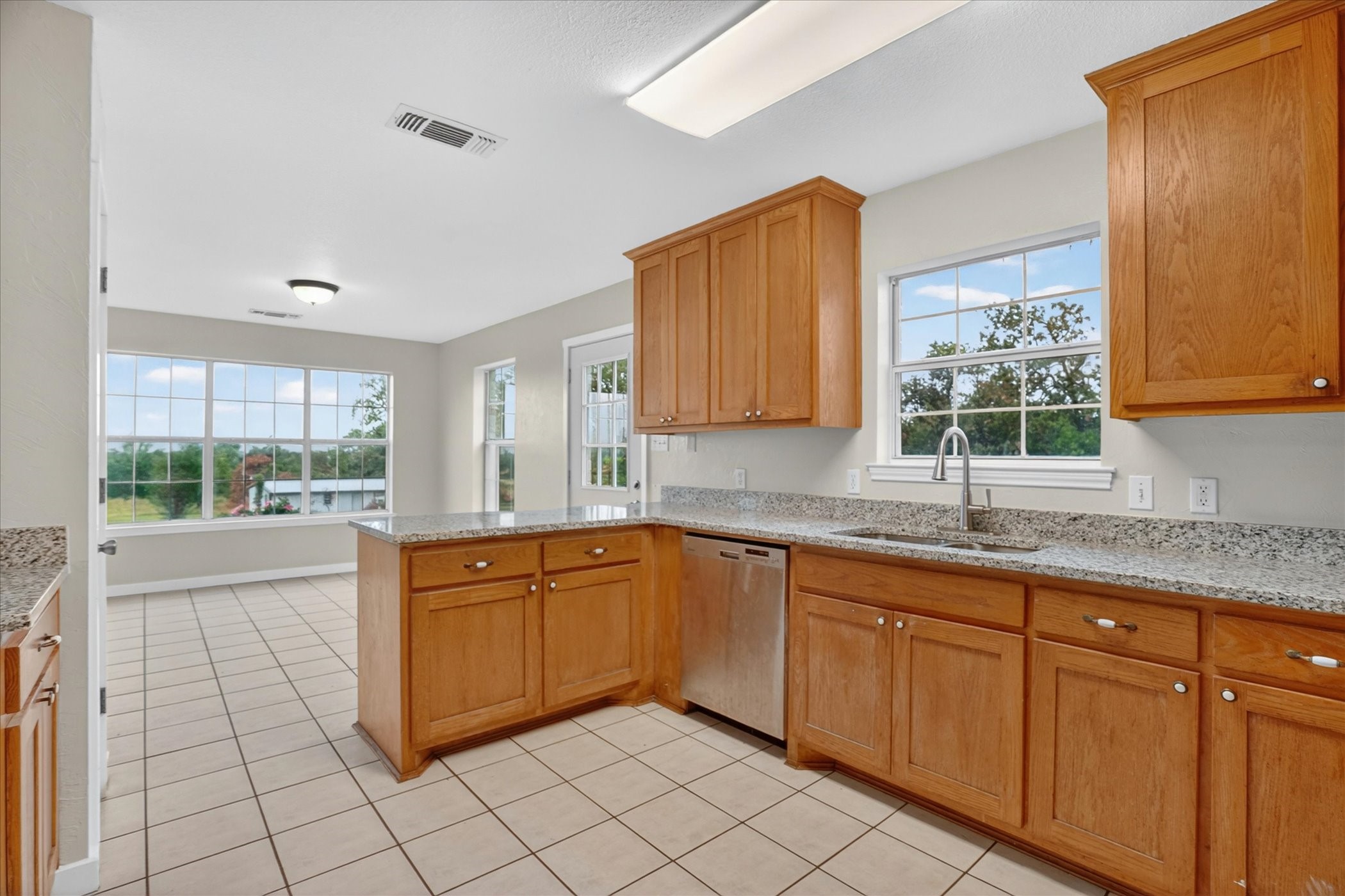 4697 Holbrook Road Springtown TX 76082