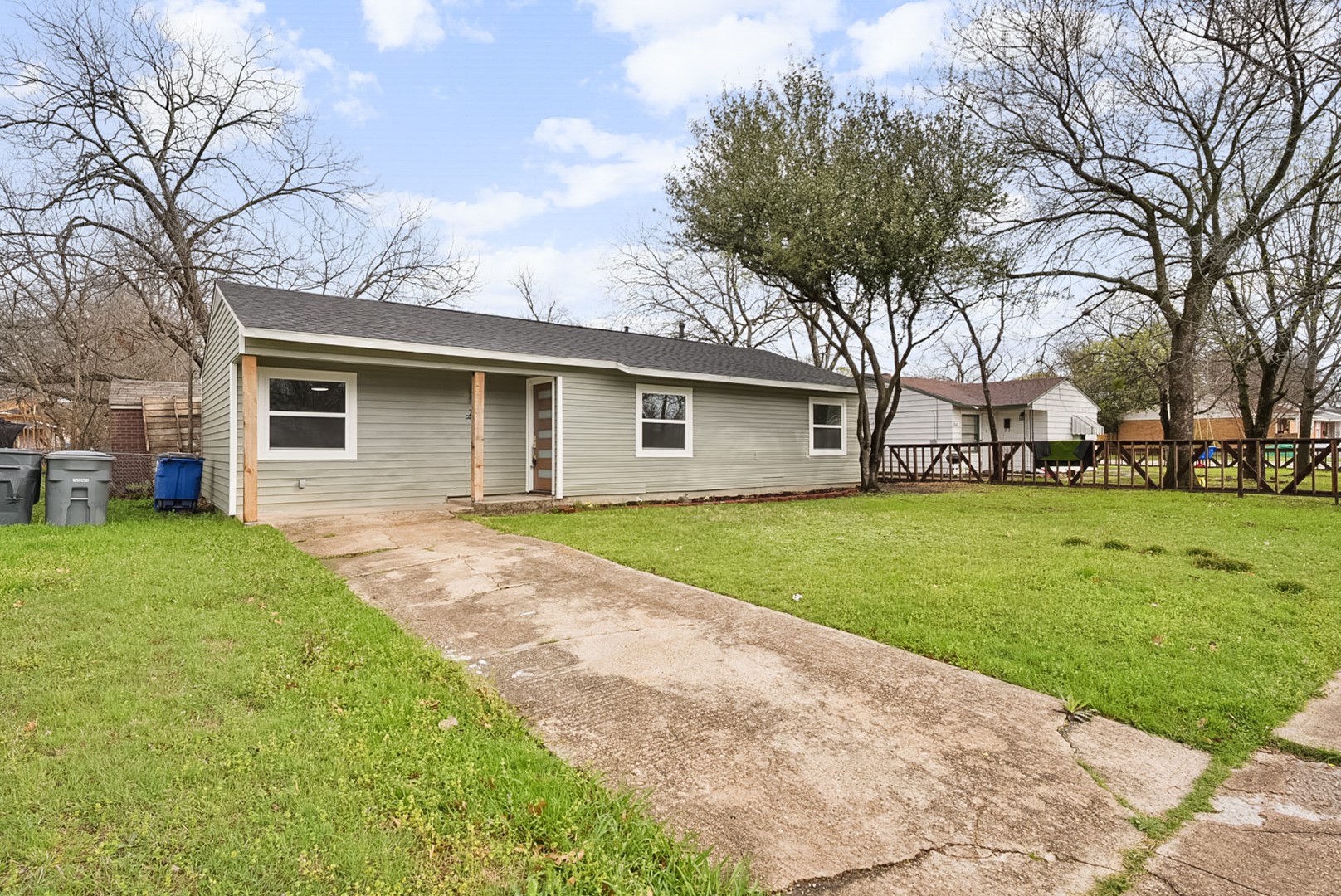 2655 Larry Drive Dallas TX 75228