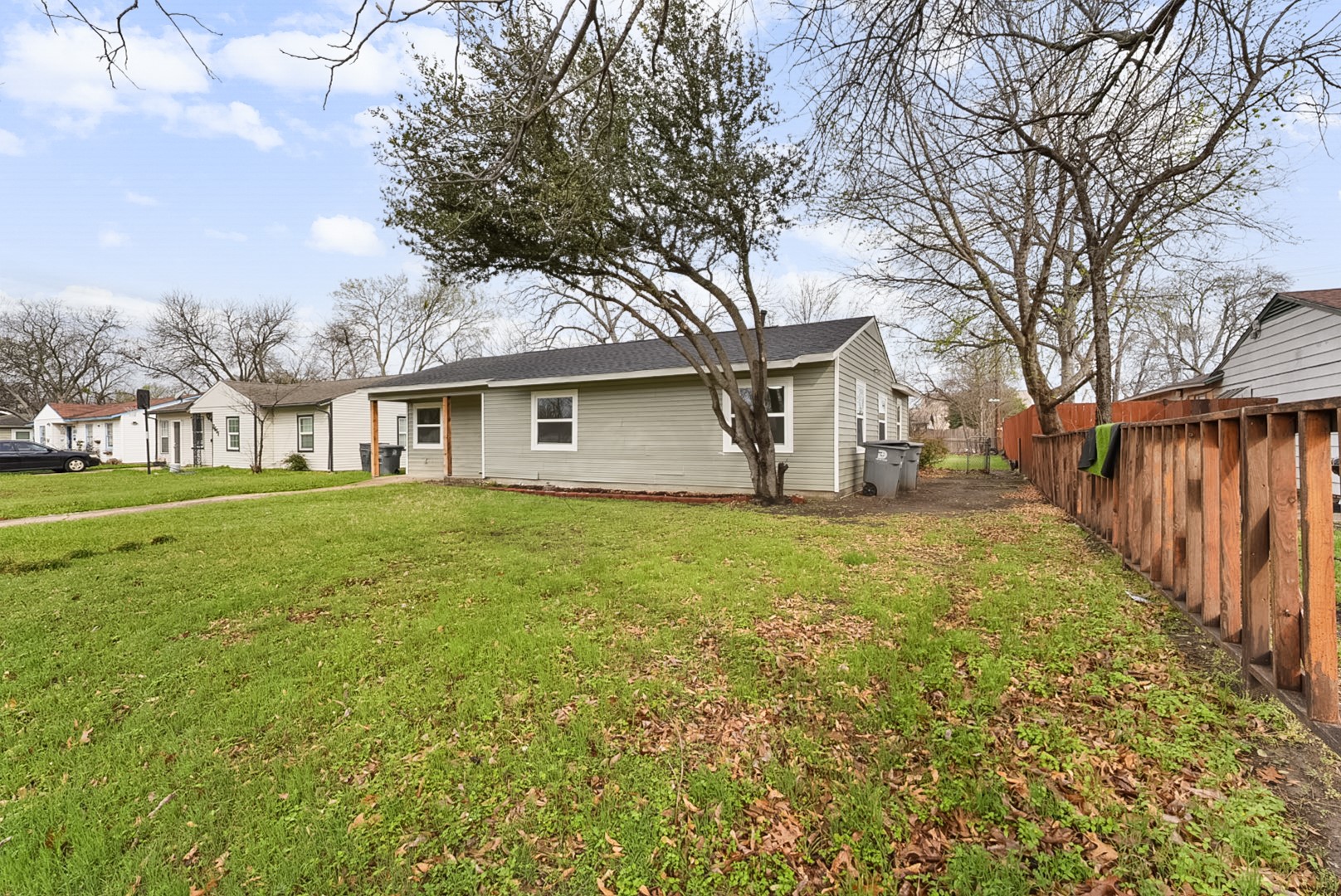2655 Larry Drive Dallas TX 75228