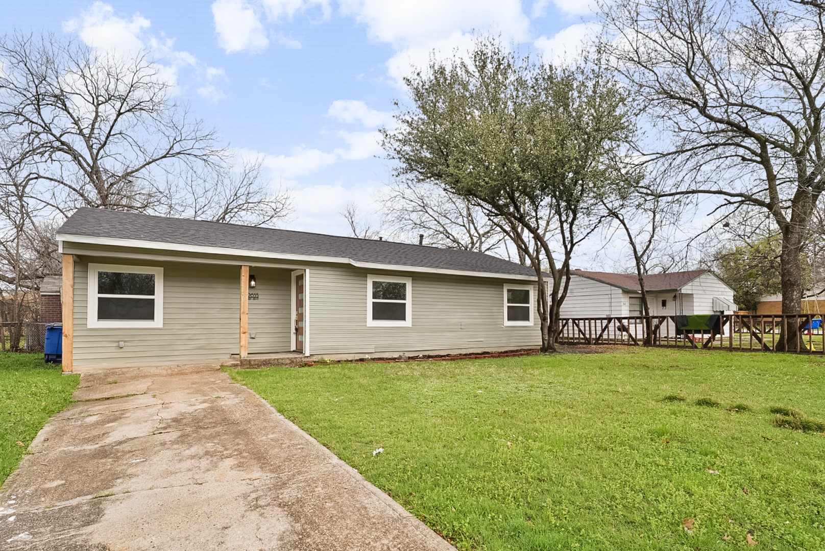 2655 Larry Drive Dallas TX 75228