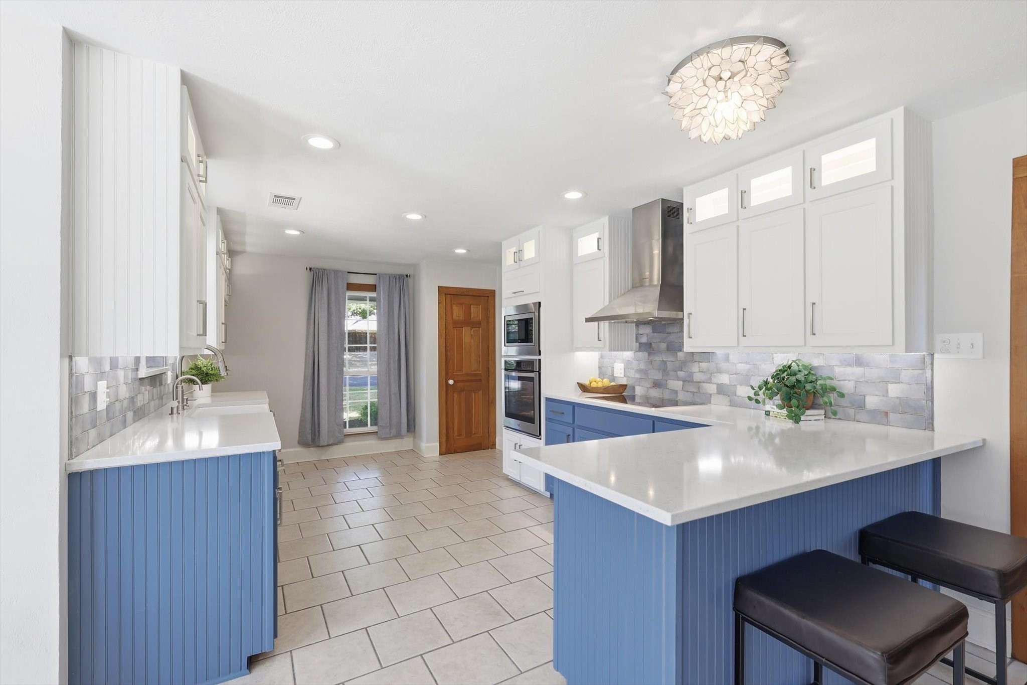 613 Evergreen Drive Hurst TX 76054