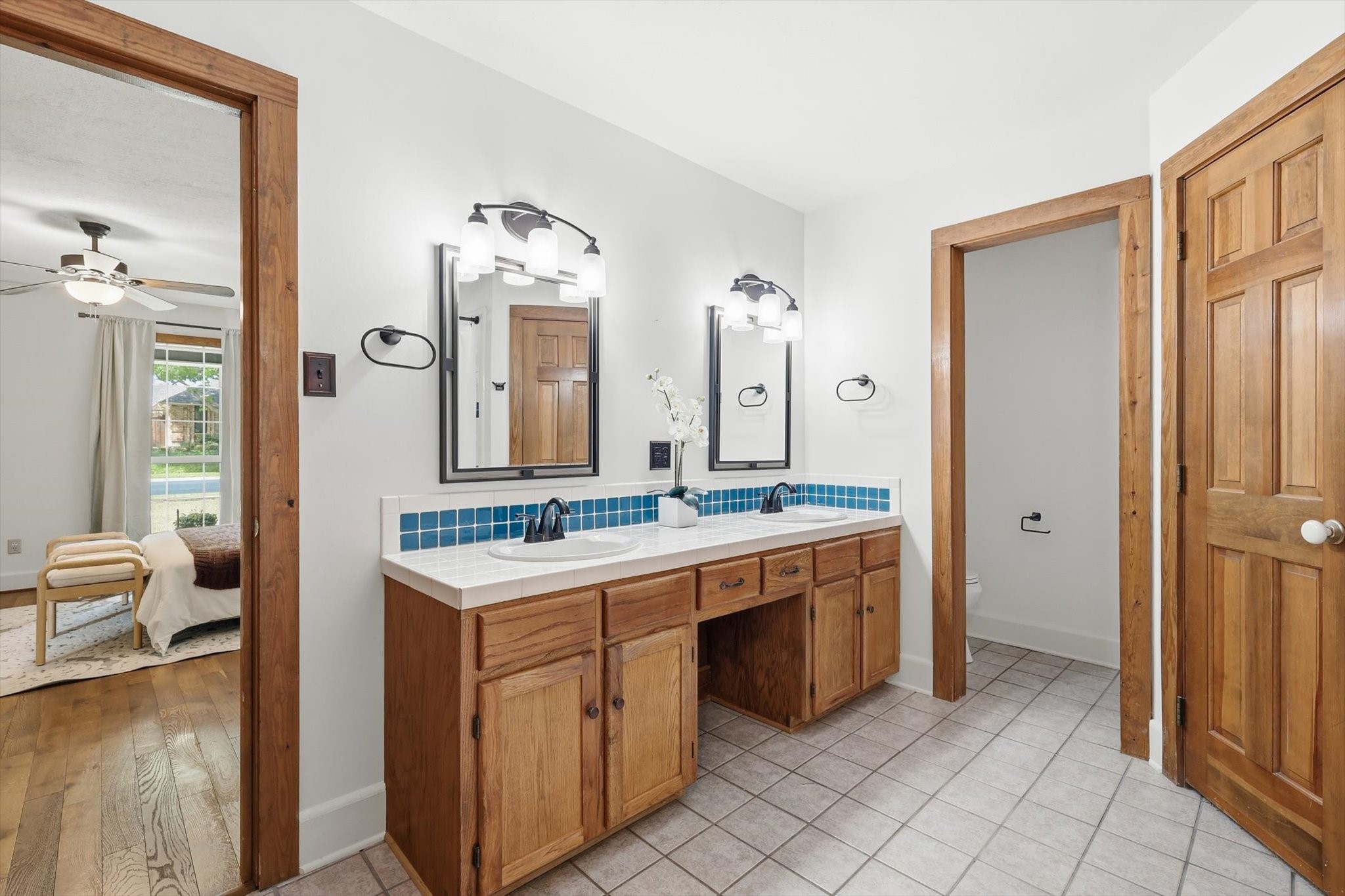 613 Evergreen Drive Hurst TX 76054