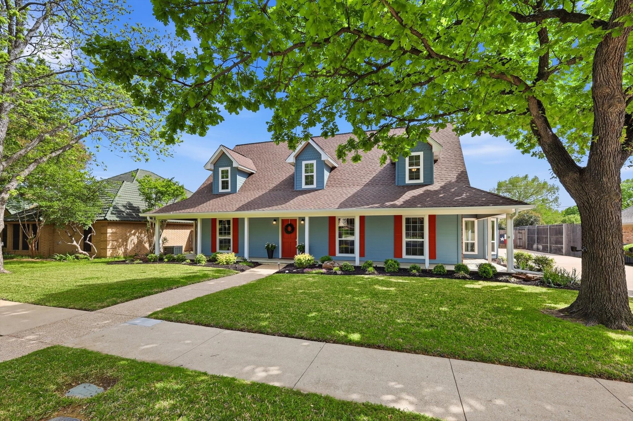613 Evergreen Drive Hurst TX 76054