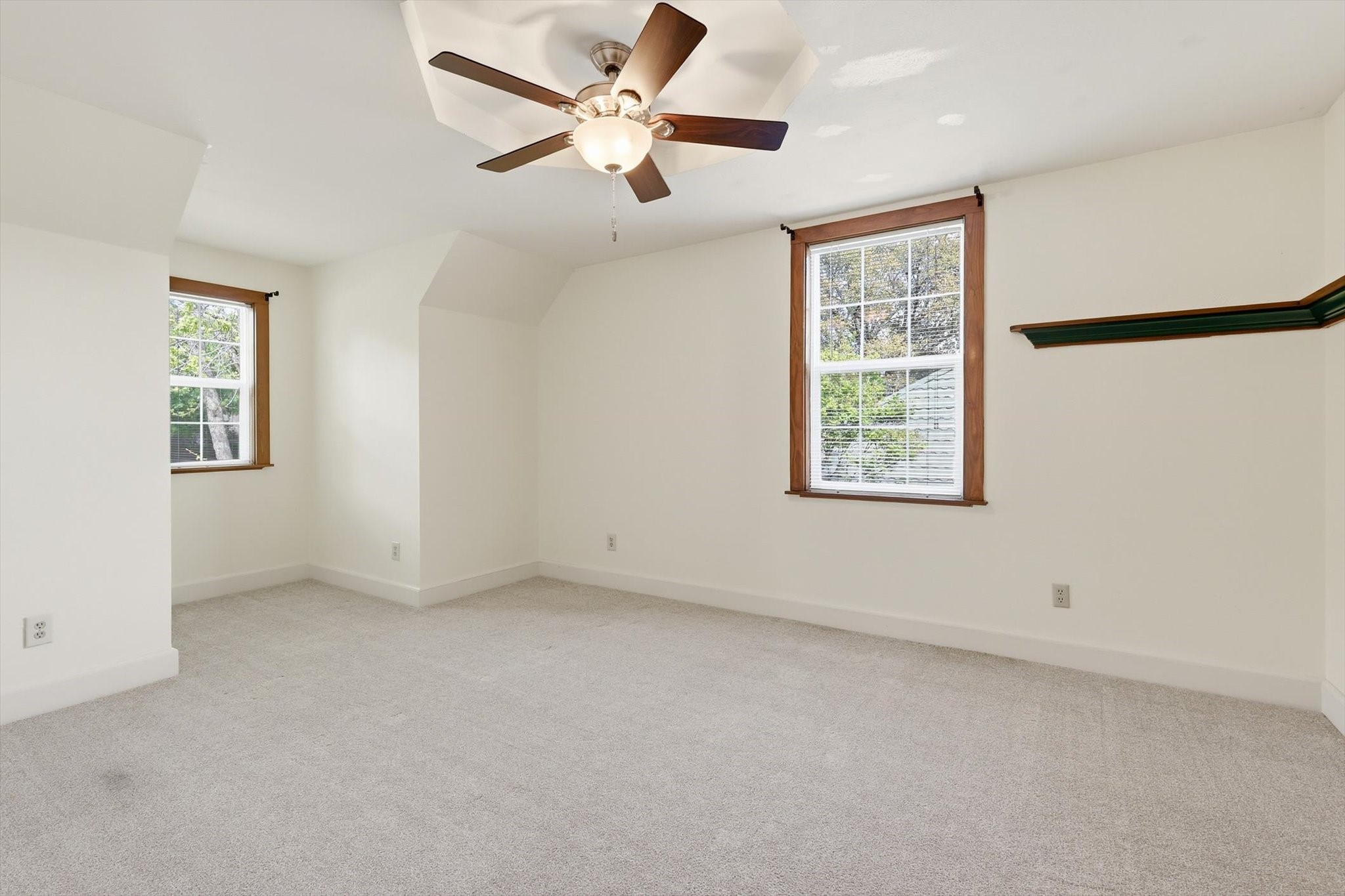 613 Evergreen Drive Hurst TX 76054