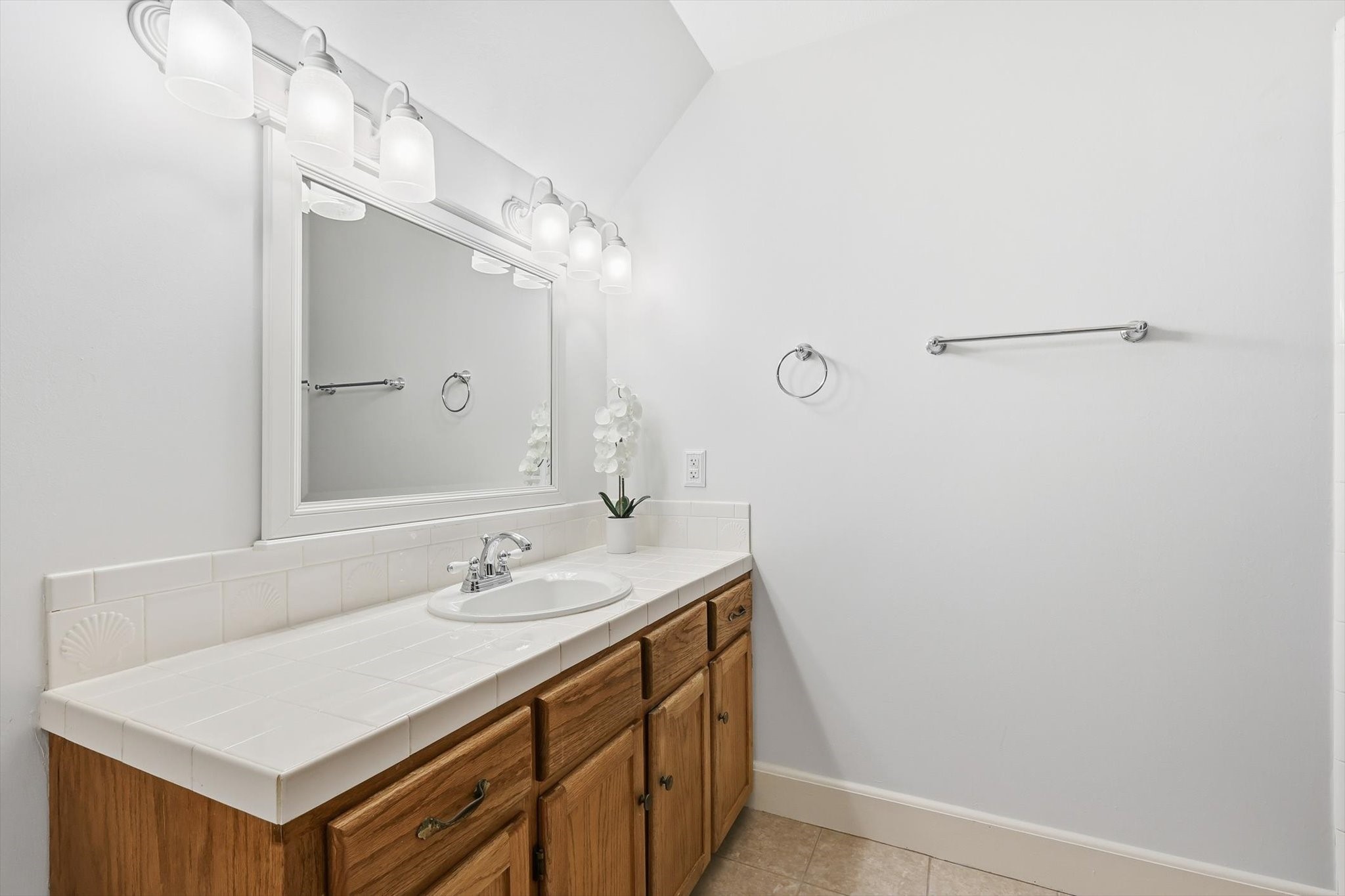 613 Evergreen Drive Hurst TX 76054