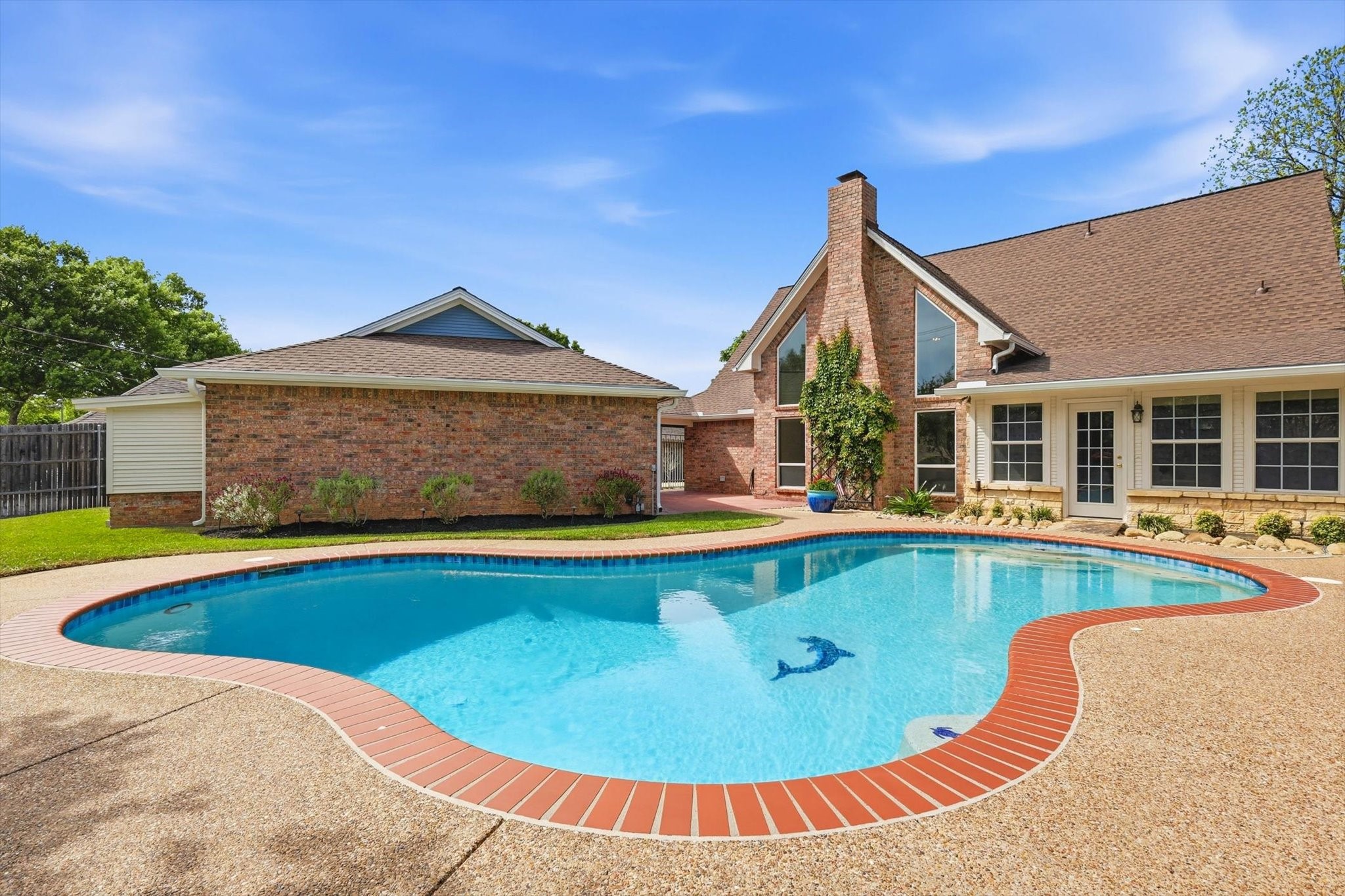 613 Evergreen Drive Hurst TX 76054