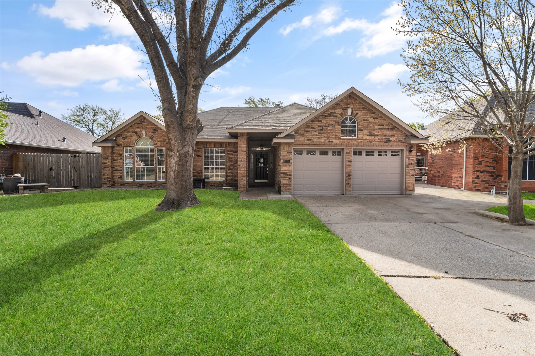 4384 Carolina Street Grand Prairie TX 75052