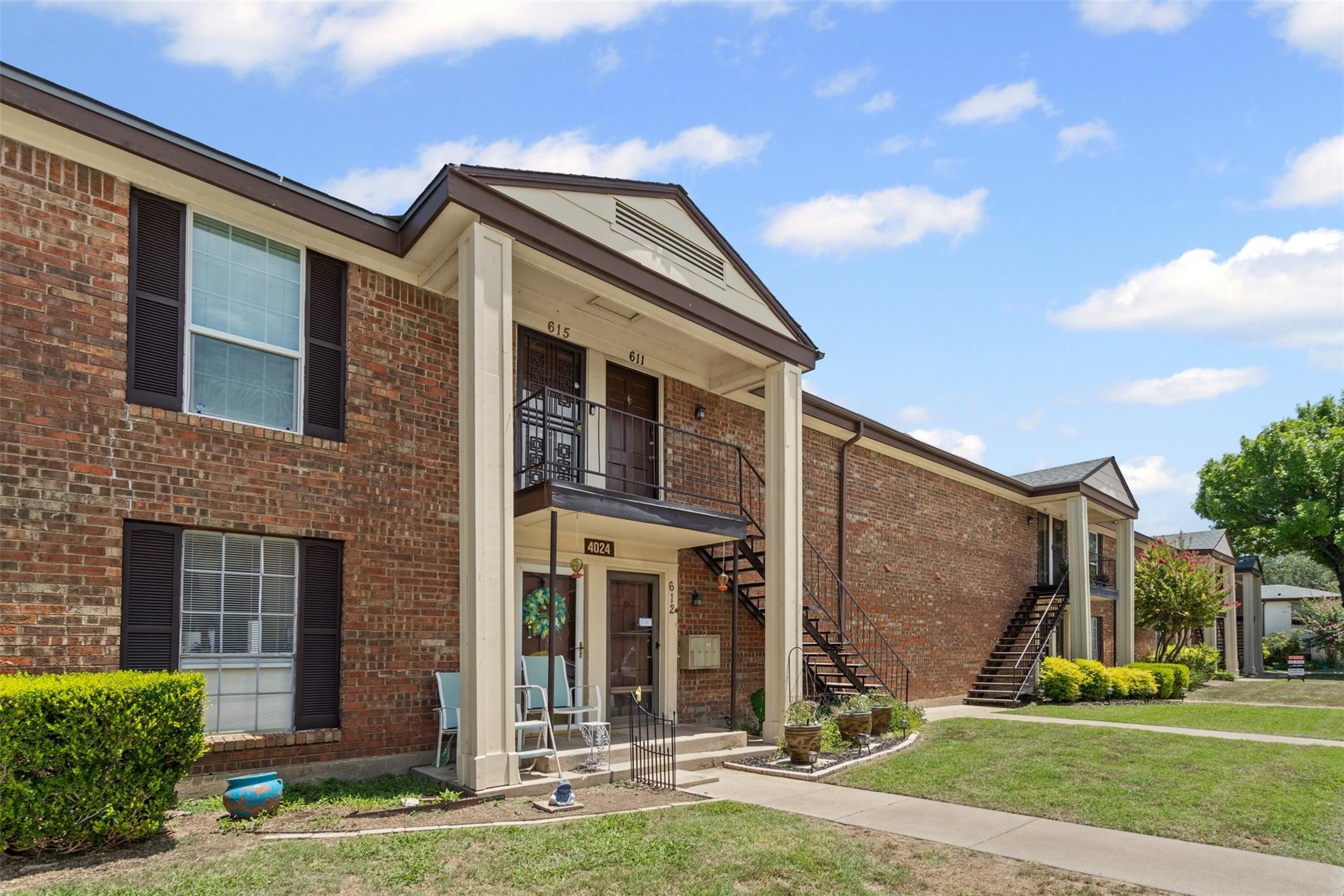 4024 Ridglea Country Club Drive Fort Worth TX 76126