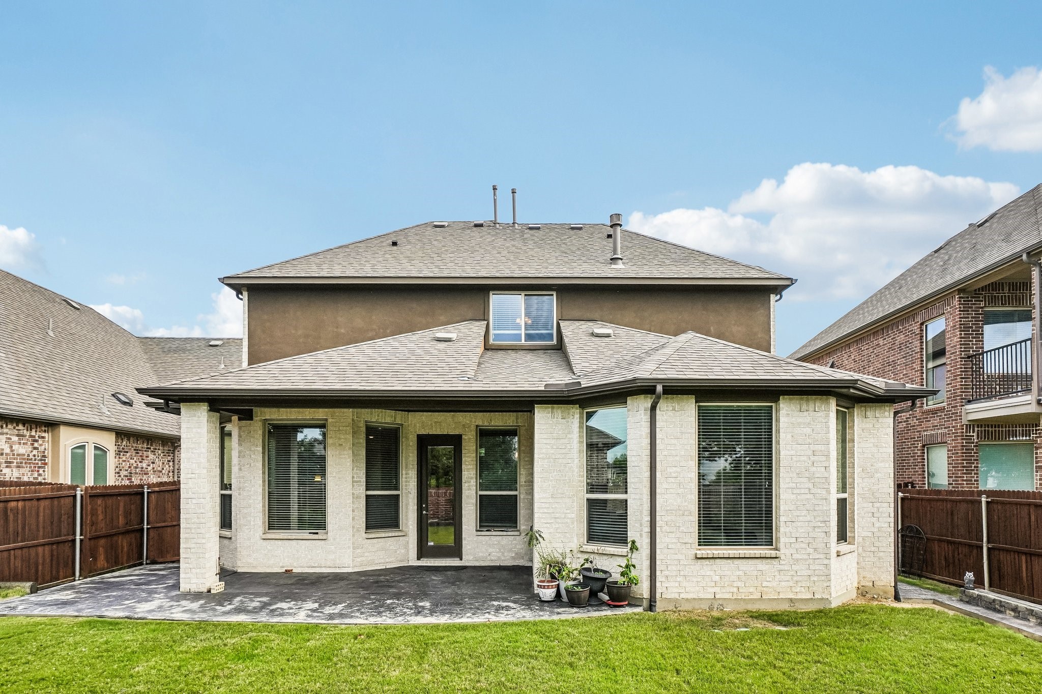307 Ridgewood Drive Lewisville TX 75067