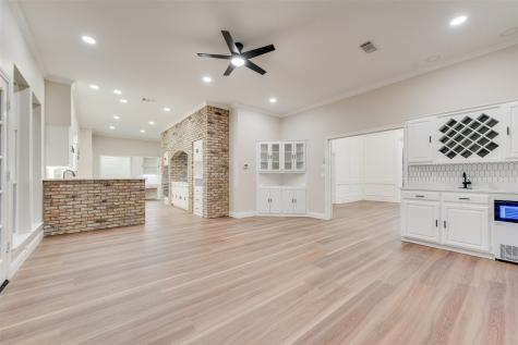811 Cobblestone Court Cedar Hill TX 75104