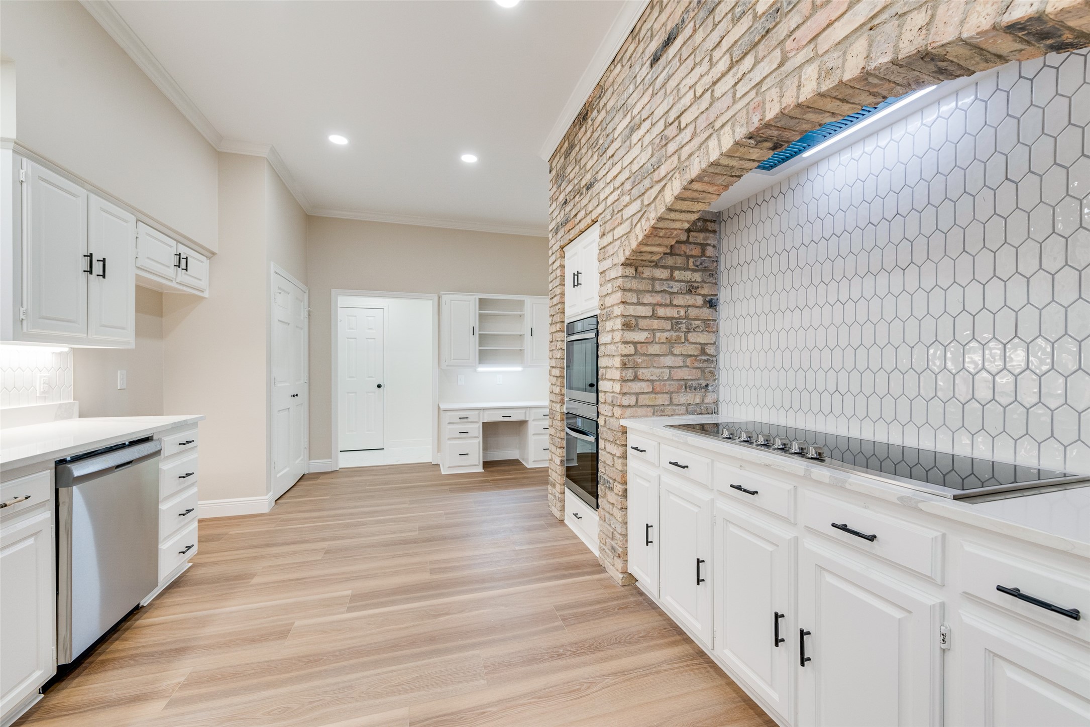 811 Cobblestone Court Cedar Hill TX 75104