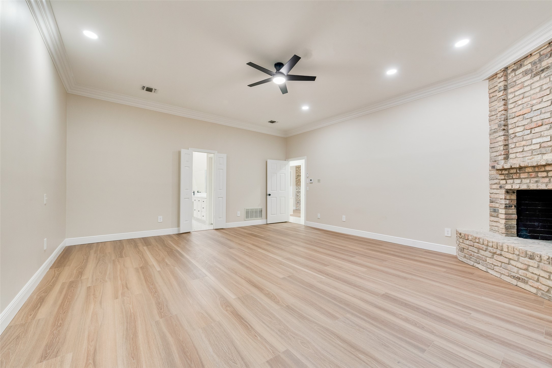811 Cobblestone Court Cedar Hill TX 75104