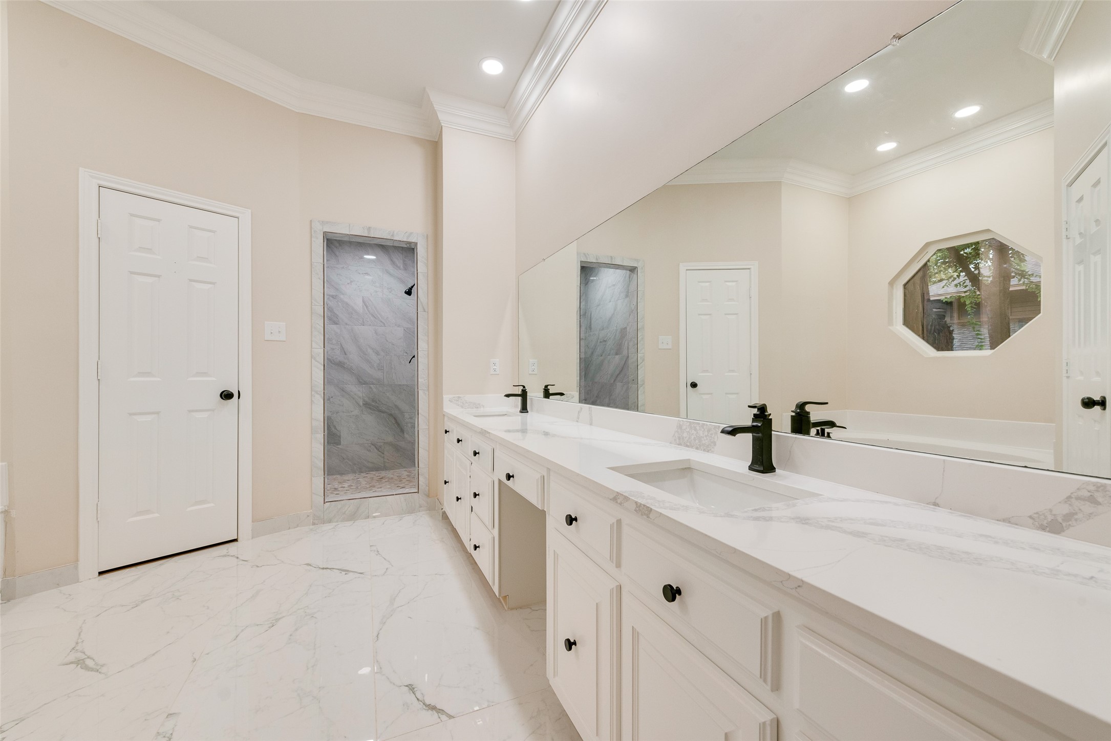 811 Cobblestone Court Cedar Hill TX 75104