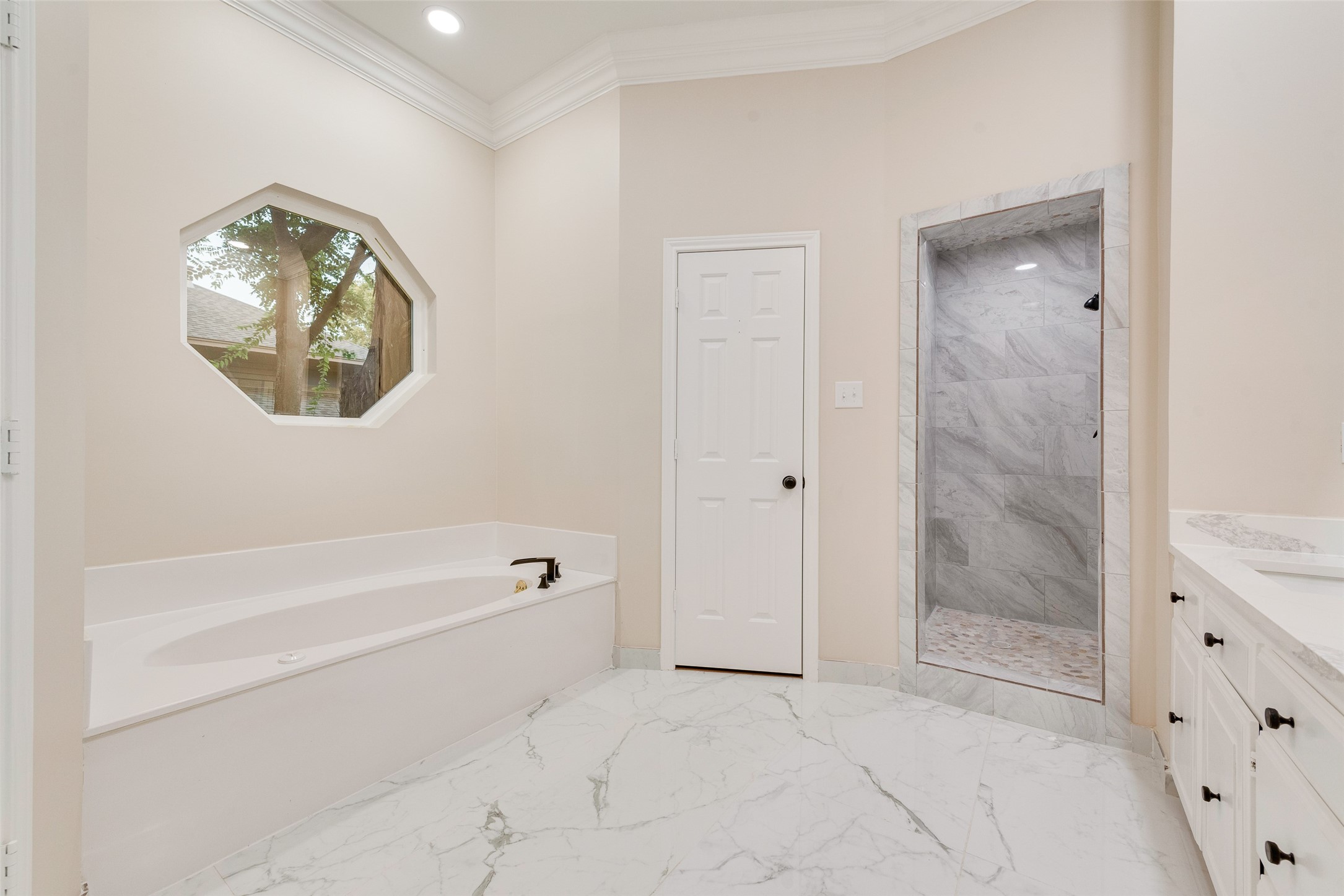 811 Cobblestone Court Cedar Hill TX 75104
