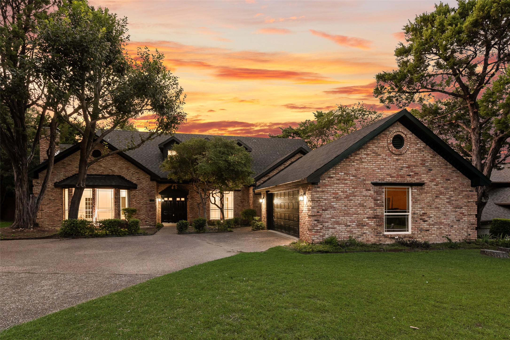 811 Cobblestone Court Cedar Hill TX 75104