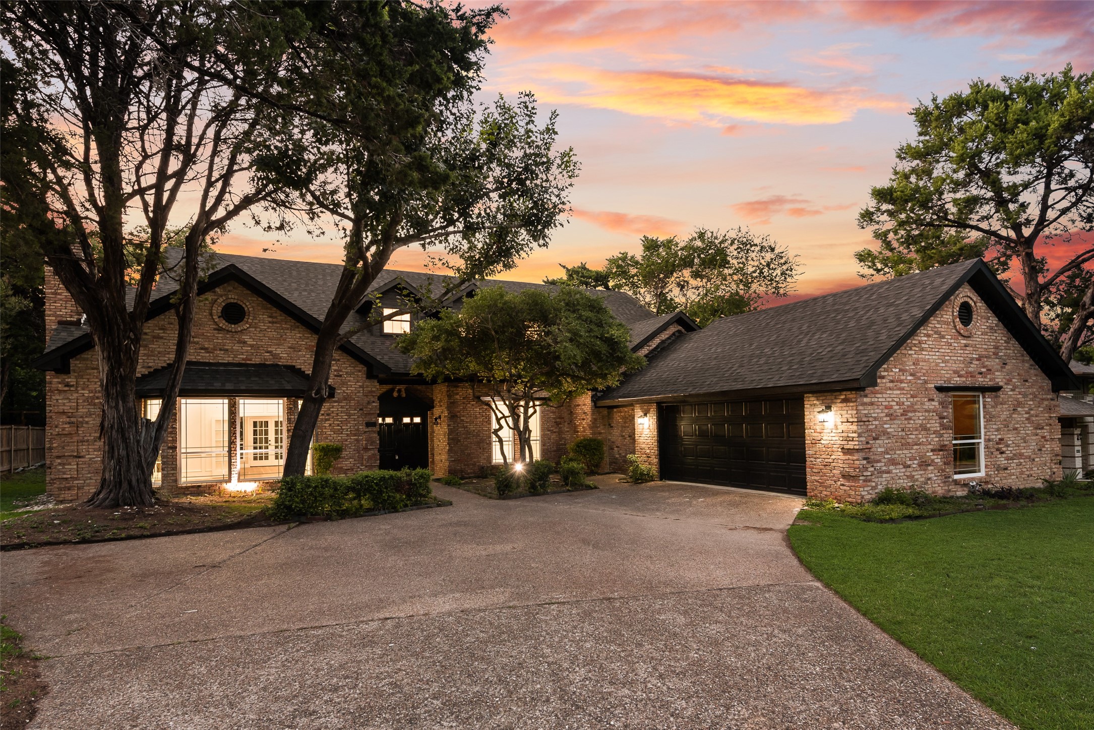 811 Cobblestone Court Cedar Hill TX 75104