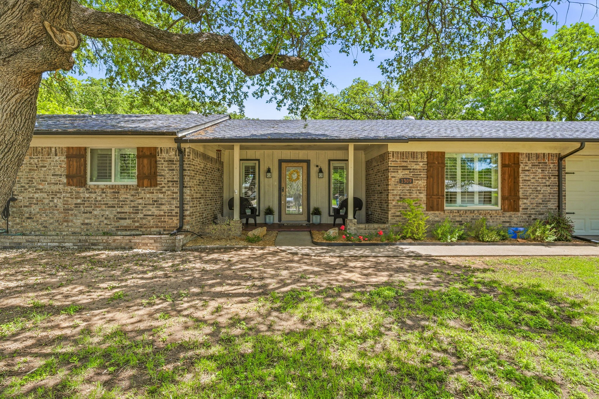 1309 Cliff Drive Graham TX 76450