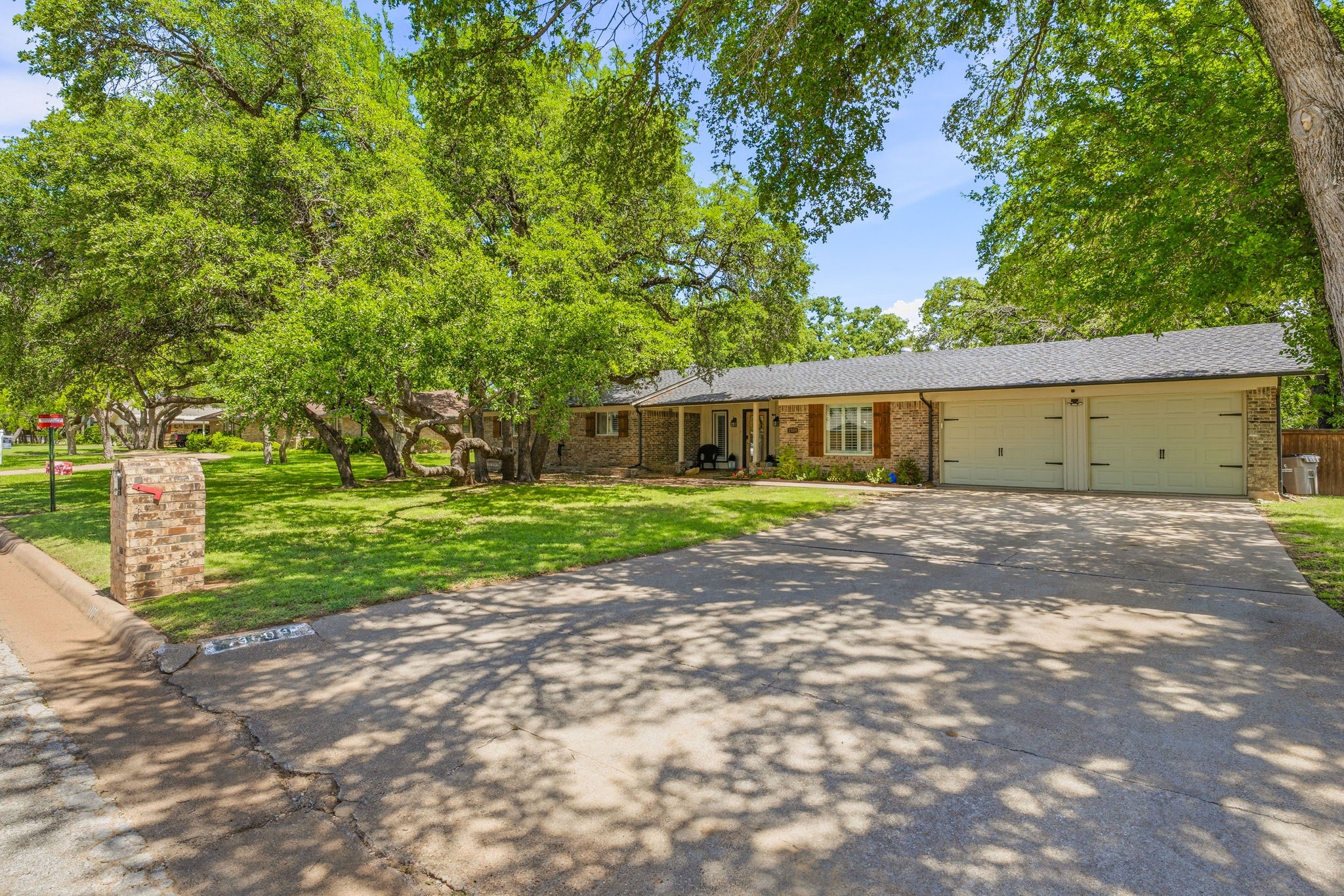 1309 Cliff Drive Graham TX 76450