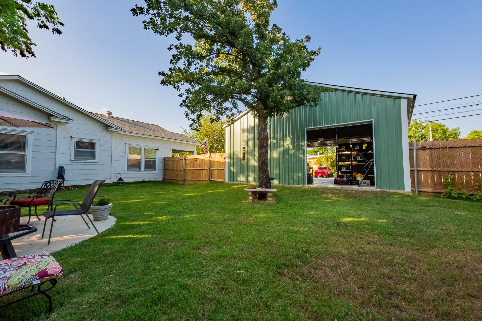 611 Grayson Street Nocona TX 76255