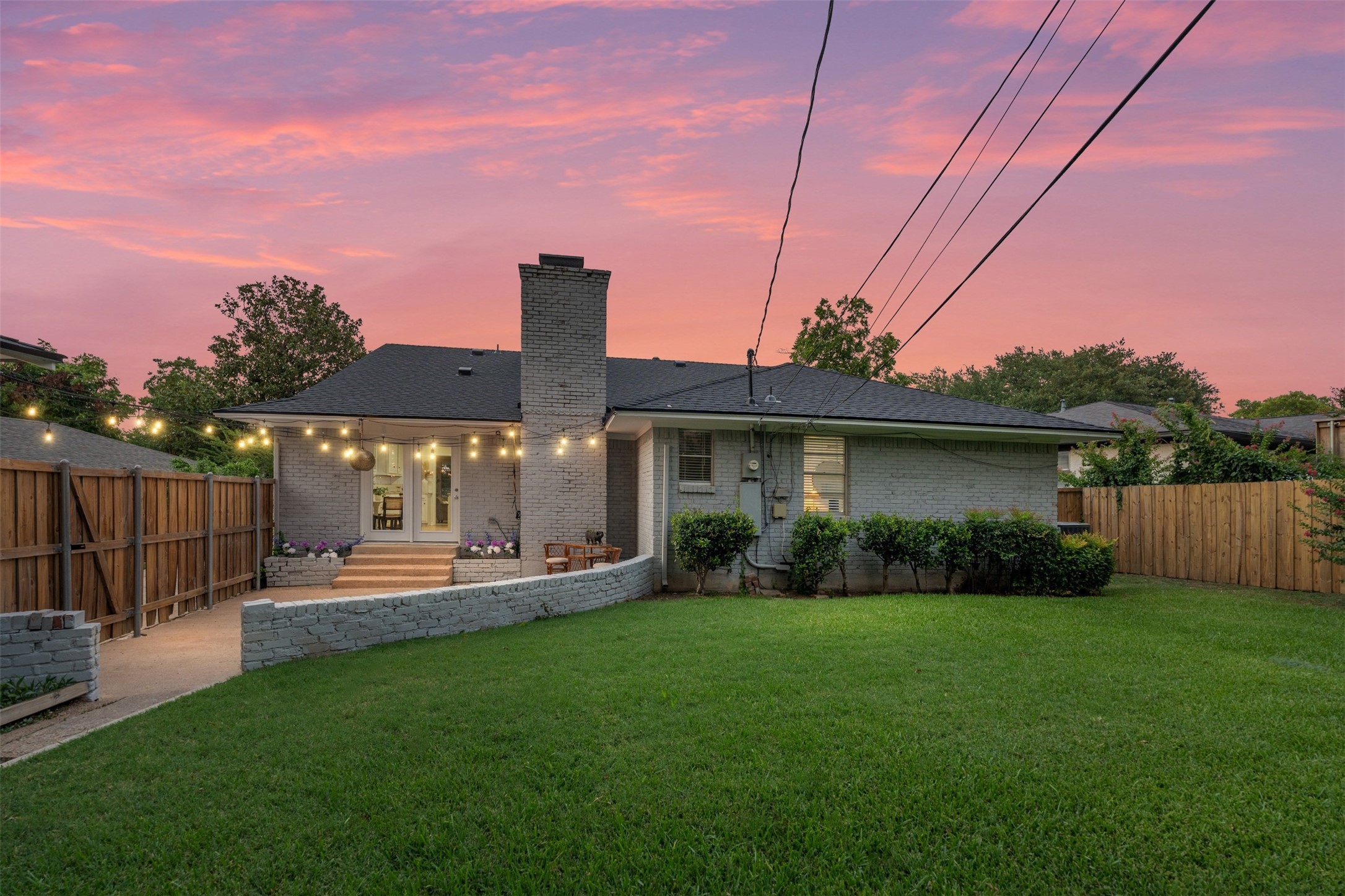 2369 Oldbridge Drive Dallas TX 75228
