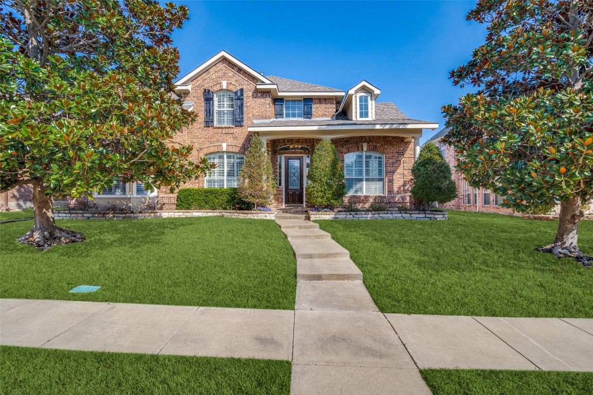 1813 Red Cedar Trail Garland TX 75040