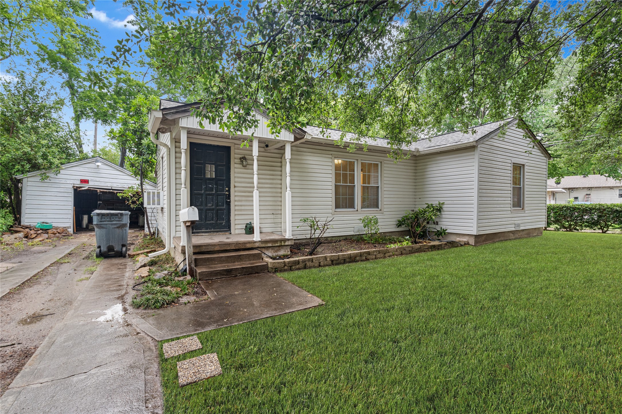 10814 Castolon Drive Dallas TX 75228