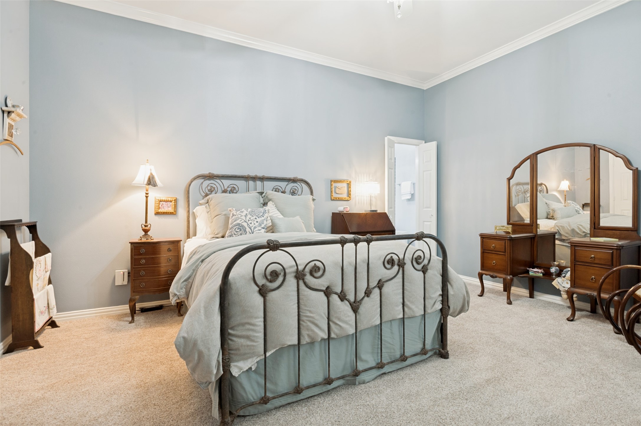 412 Hideaway Court Euless TX 76039