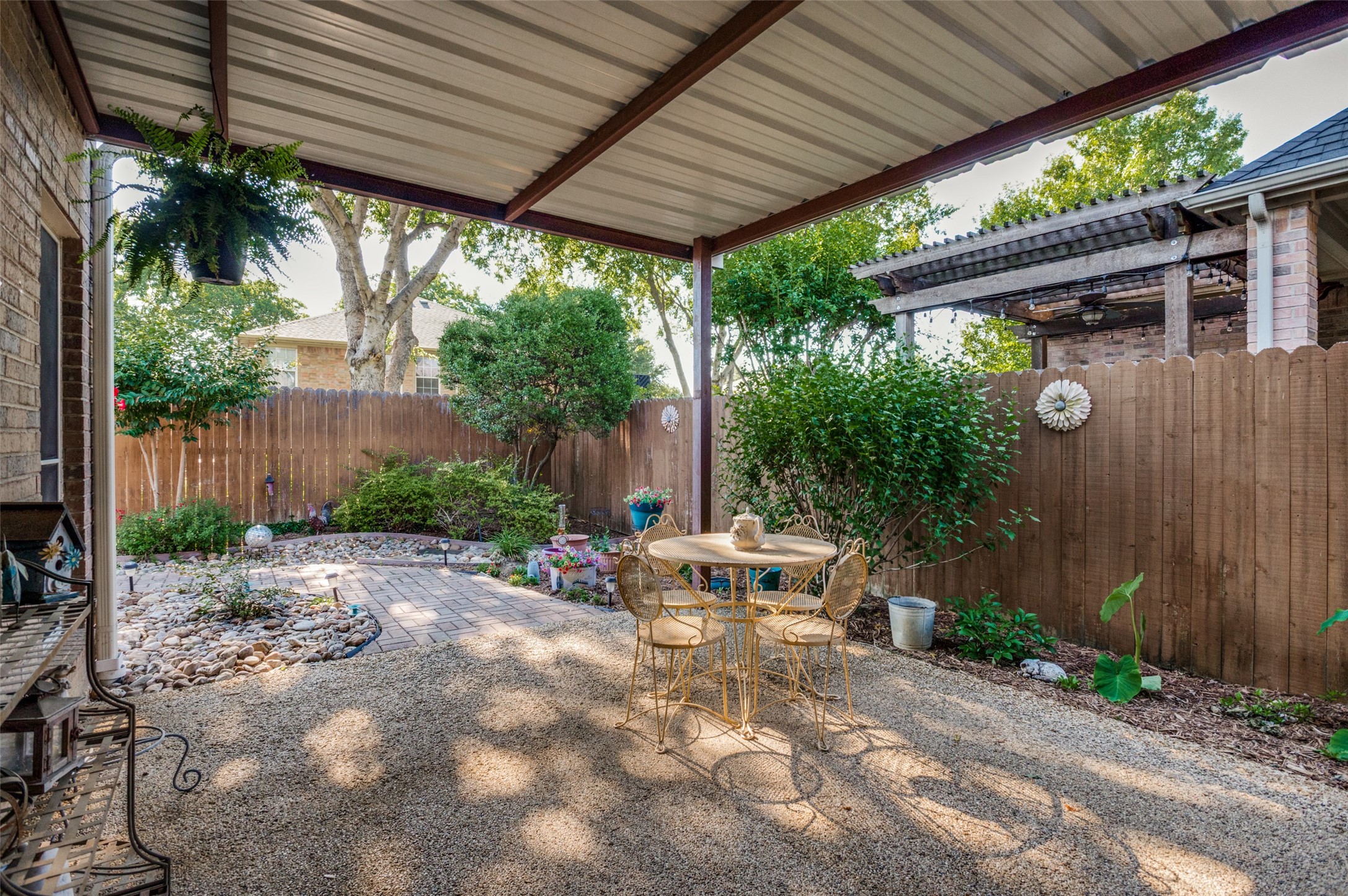 412 Hideaway Court Euless TX 76039