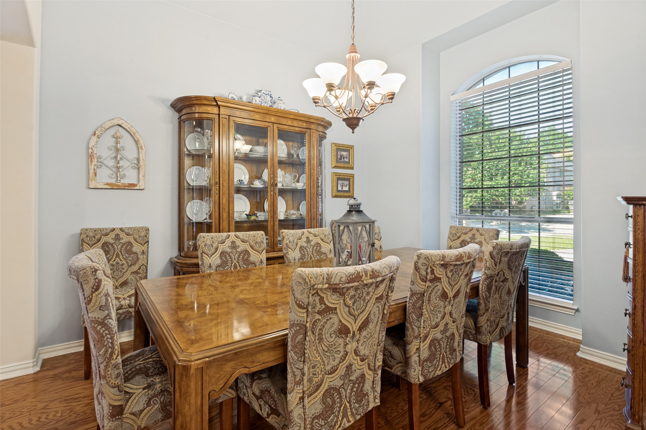 412 Hideaway Court Euless TX 76039