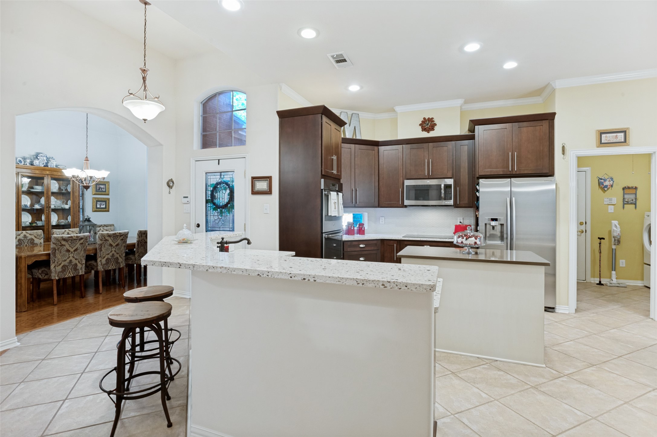 412 Hideaway Court Euless TX 76039