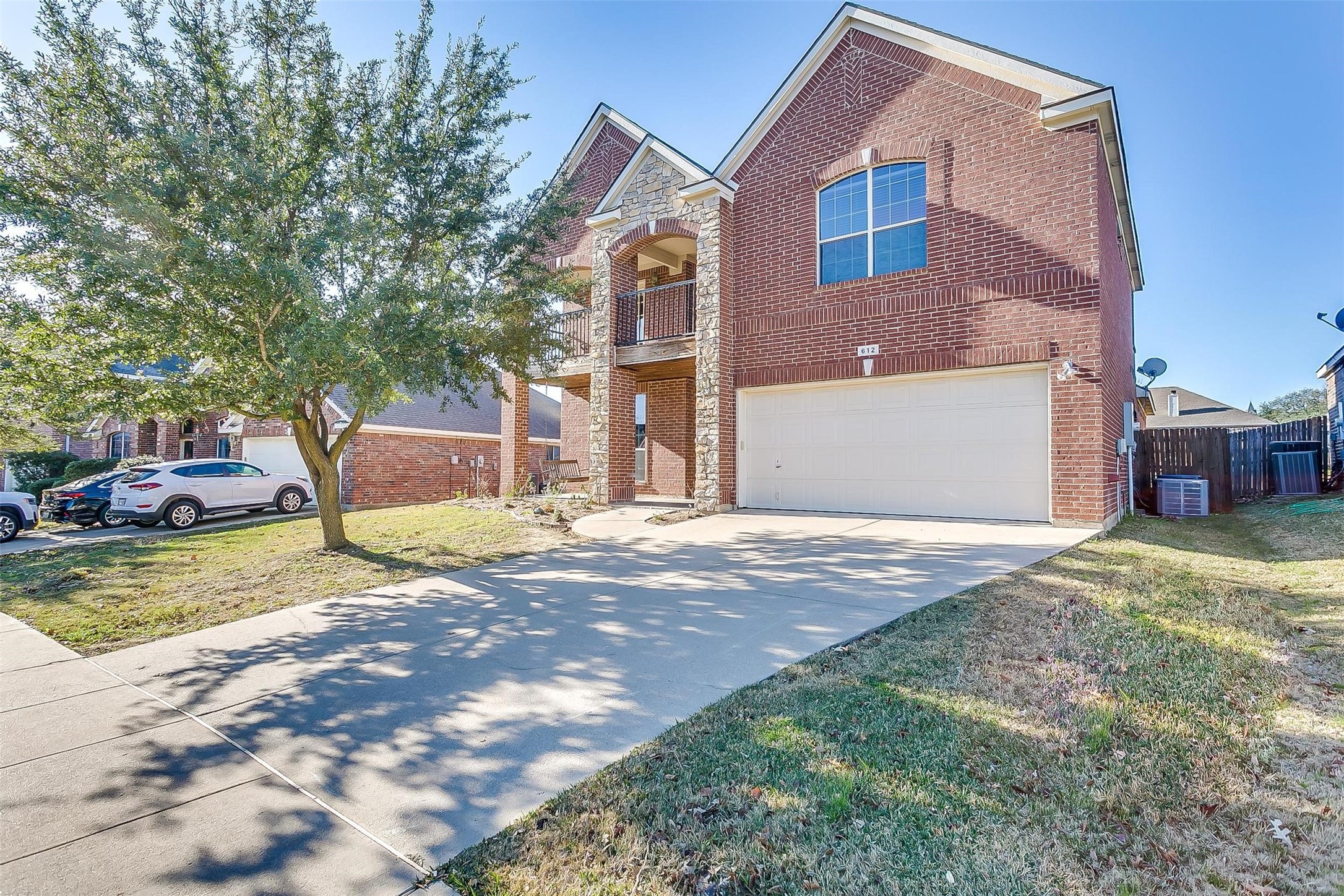 612 Bur Oak Drive Burleson TX 76028