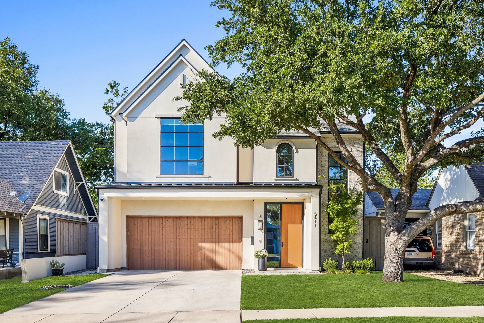 5411 Richmond Avenue Dallas TX 75206