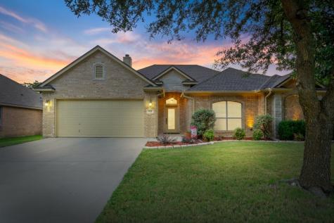 808 Andi Way Weatherford TX 76086