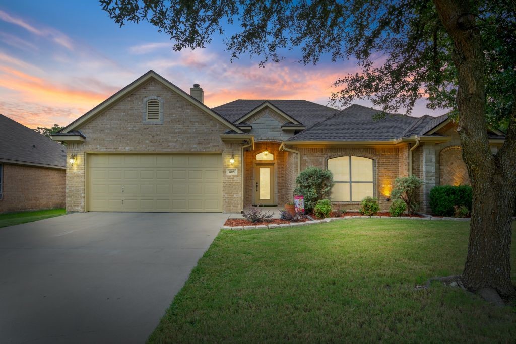 808 Andi Way Weatherford TX 76086