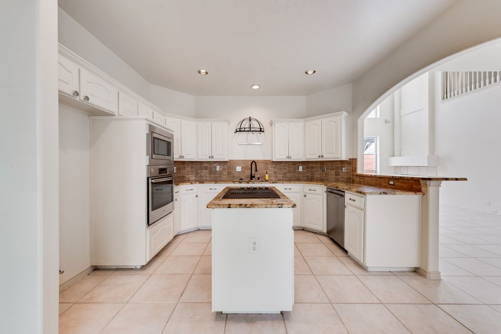 5900 Heron Cove Lane The Colony TX 75056