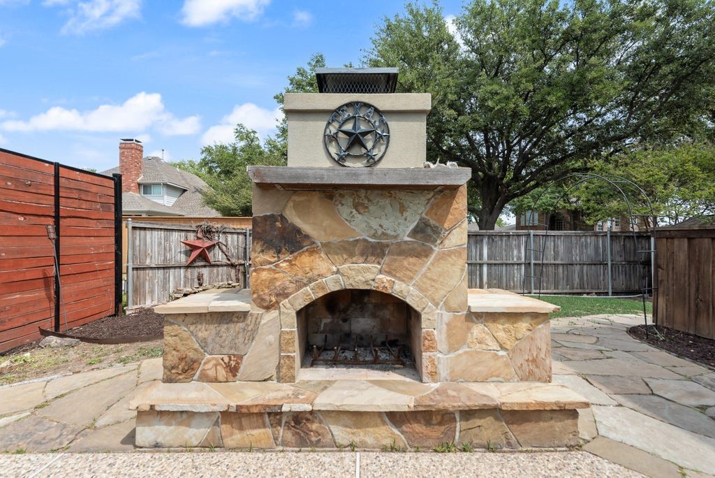 5900 Heron Cove Lane The Colony TX 75056