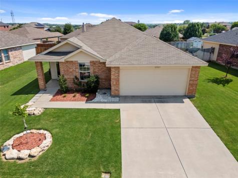 12921 Azure Heights Place Rhome TX 76078