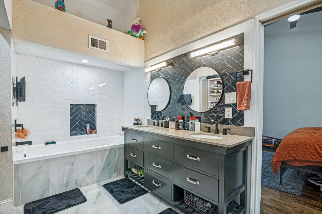 5301 Oceanport Drive Garland TX 75043