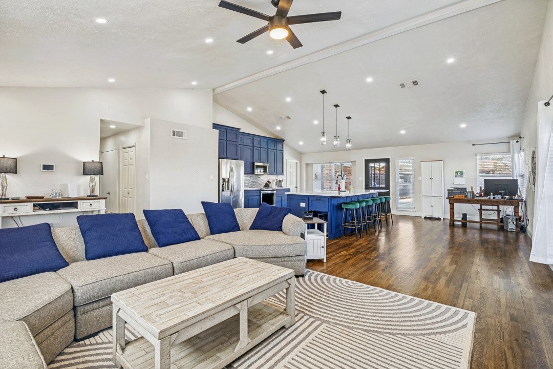 5301 Oceanport Drive Garland TX 75043
